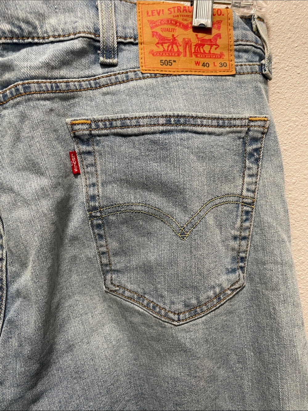 Light Blue Men’s Relaxed Fit Jeans - Picture 4 of 7